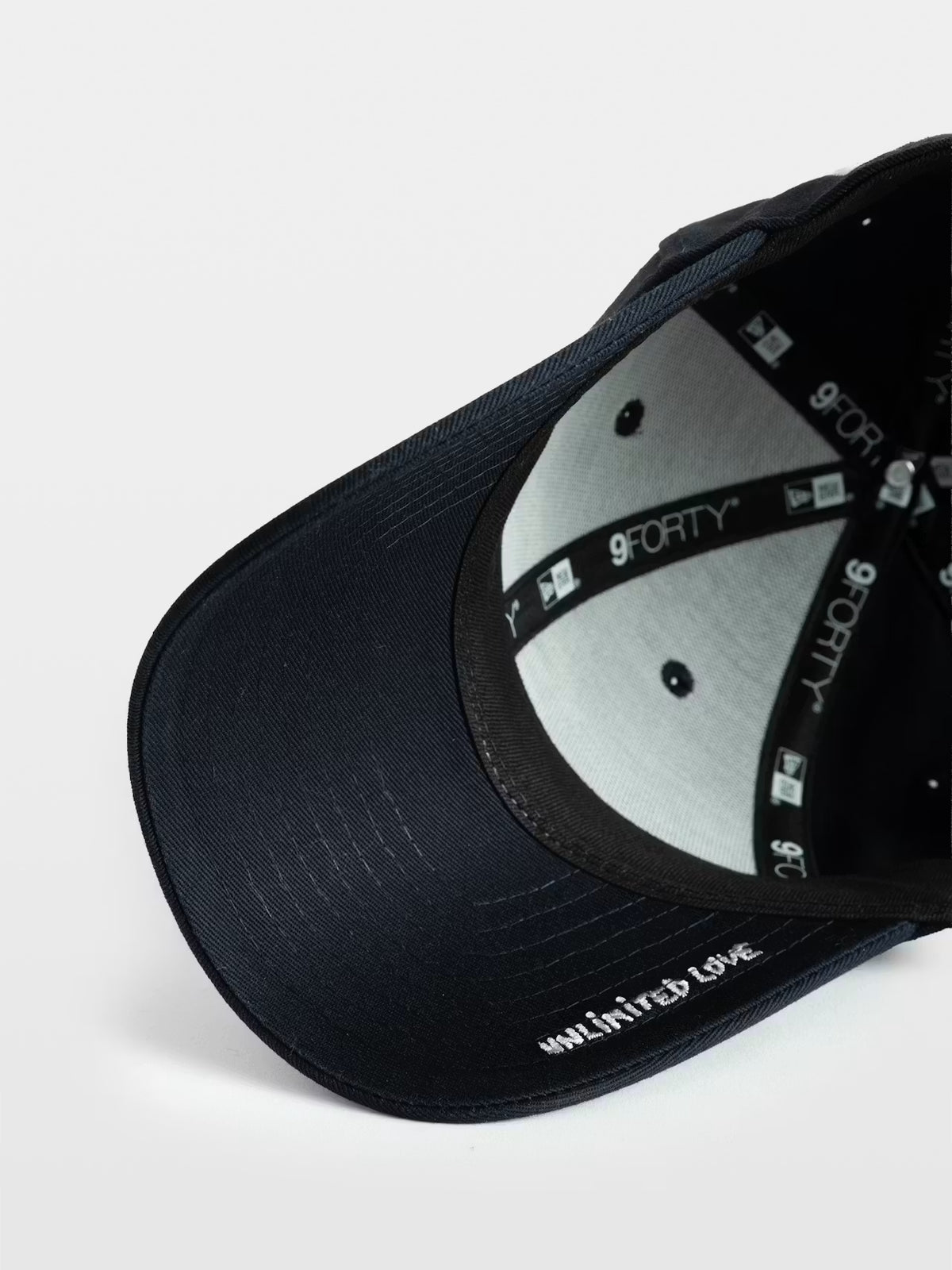 Gorra New Era x ZV Blason